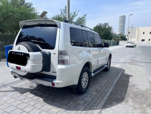 2014 Mitsubishi Pajero