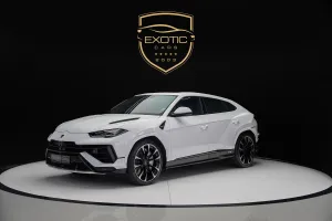 2023 Lamborghini URUS