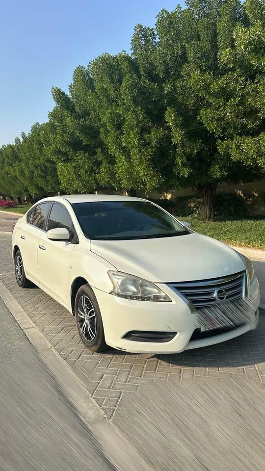 2015 Nissan Sentra in dubai