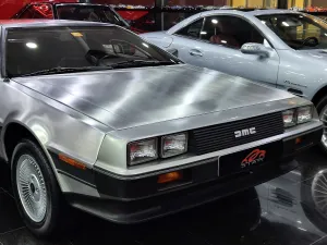 1981 DeLorean DMC-12