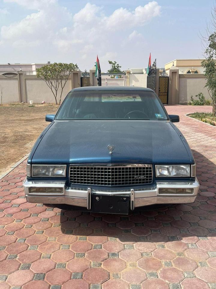 1989 Cadillac Brougham in dubai