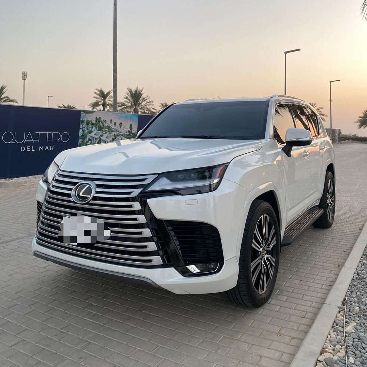 2023 Lexus LX600