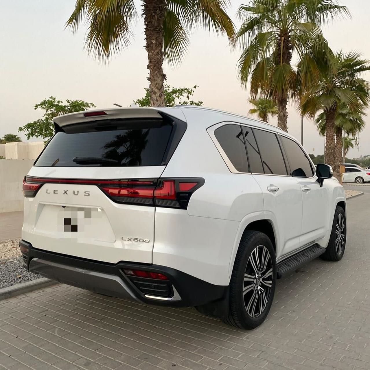 2023 Lexus LX600