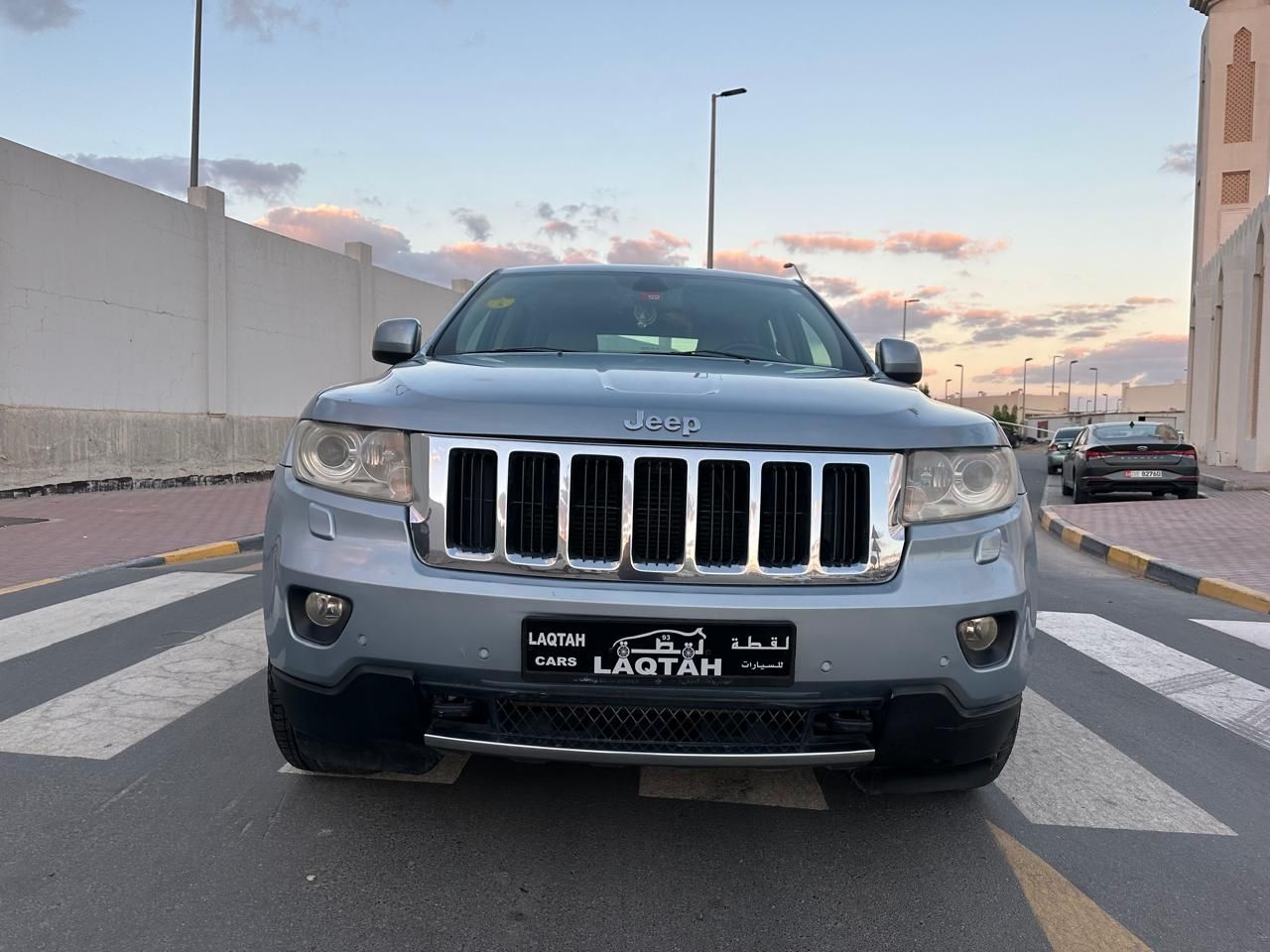 2013 Jeep Grand Cherokee in dubai