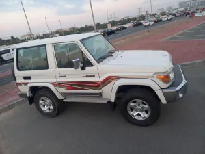 2016 Toyota Land Cruiser