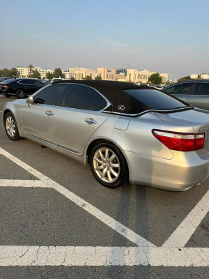 2008 Lexus LS