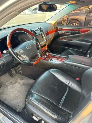 2008 Lexus LS