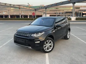 2017 Land Rover Discovery in dubai