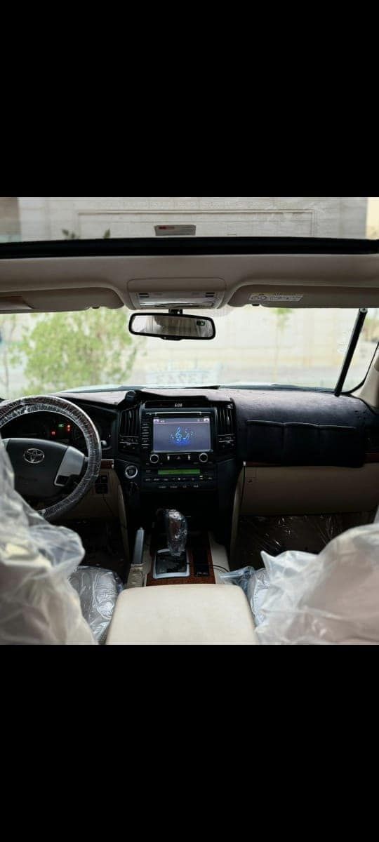 2014 Toyota Land Cruiser