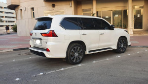 2018 Lexus LX 570