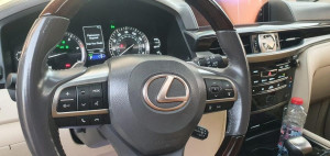 2018 Lexus LX 570