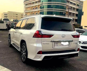 2018 Lexus LX 570