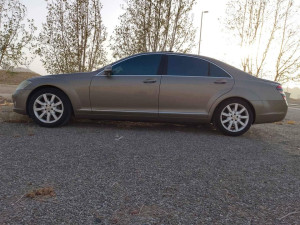 2009 Mercedes-Benz S-Class