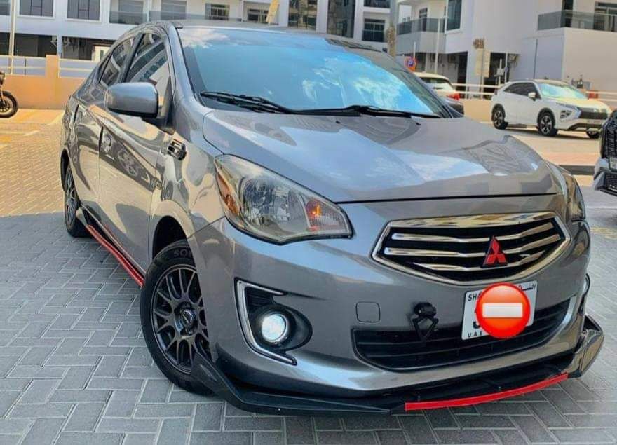 2017 Mitsubishi Mirage in dubai