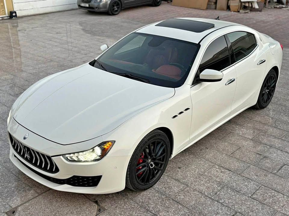 2019 Maserati Ghibli I in dubai