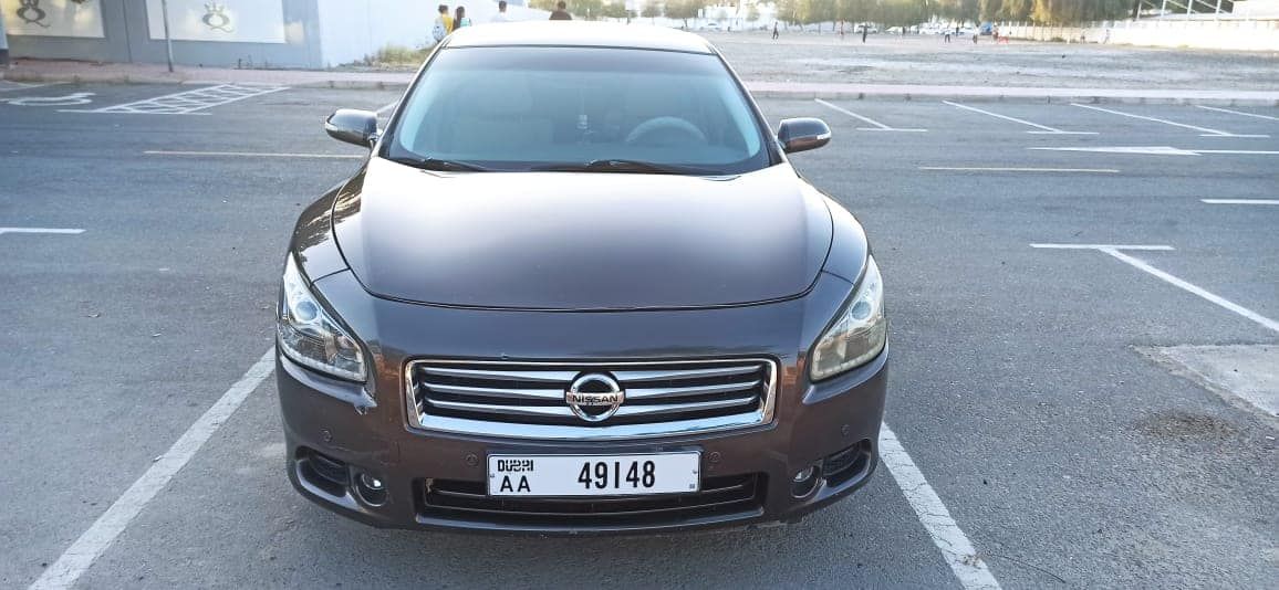 2012 Nissan Maxima in dubai