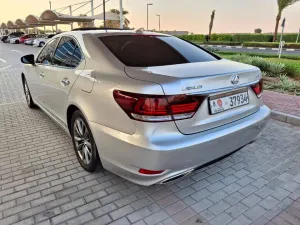 2014 Lexus LS 460