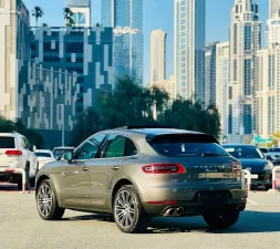 2015 Porsche Macan