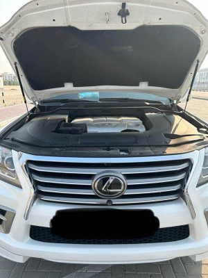 2014 Lexus LX 570