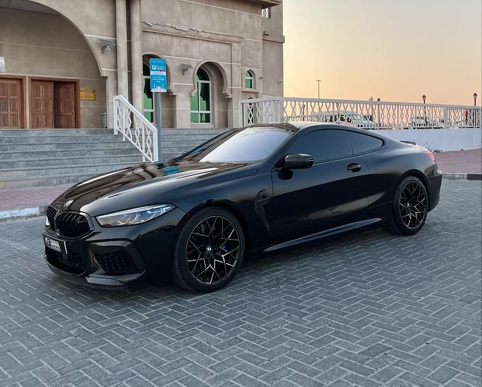 2020 BMW M8