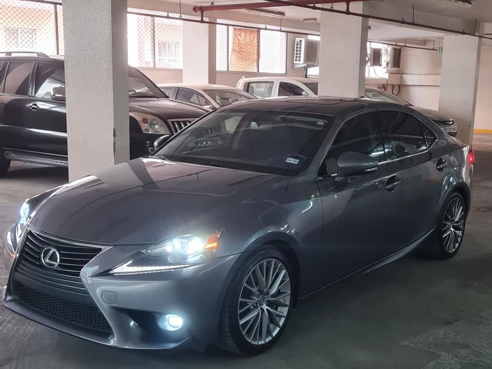 2016 Lexus IS 200