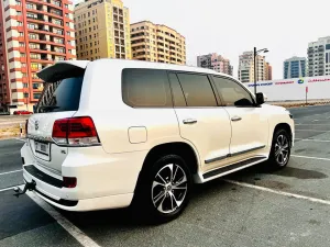 2021 Toyota Land Cruiser