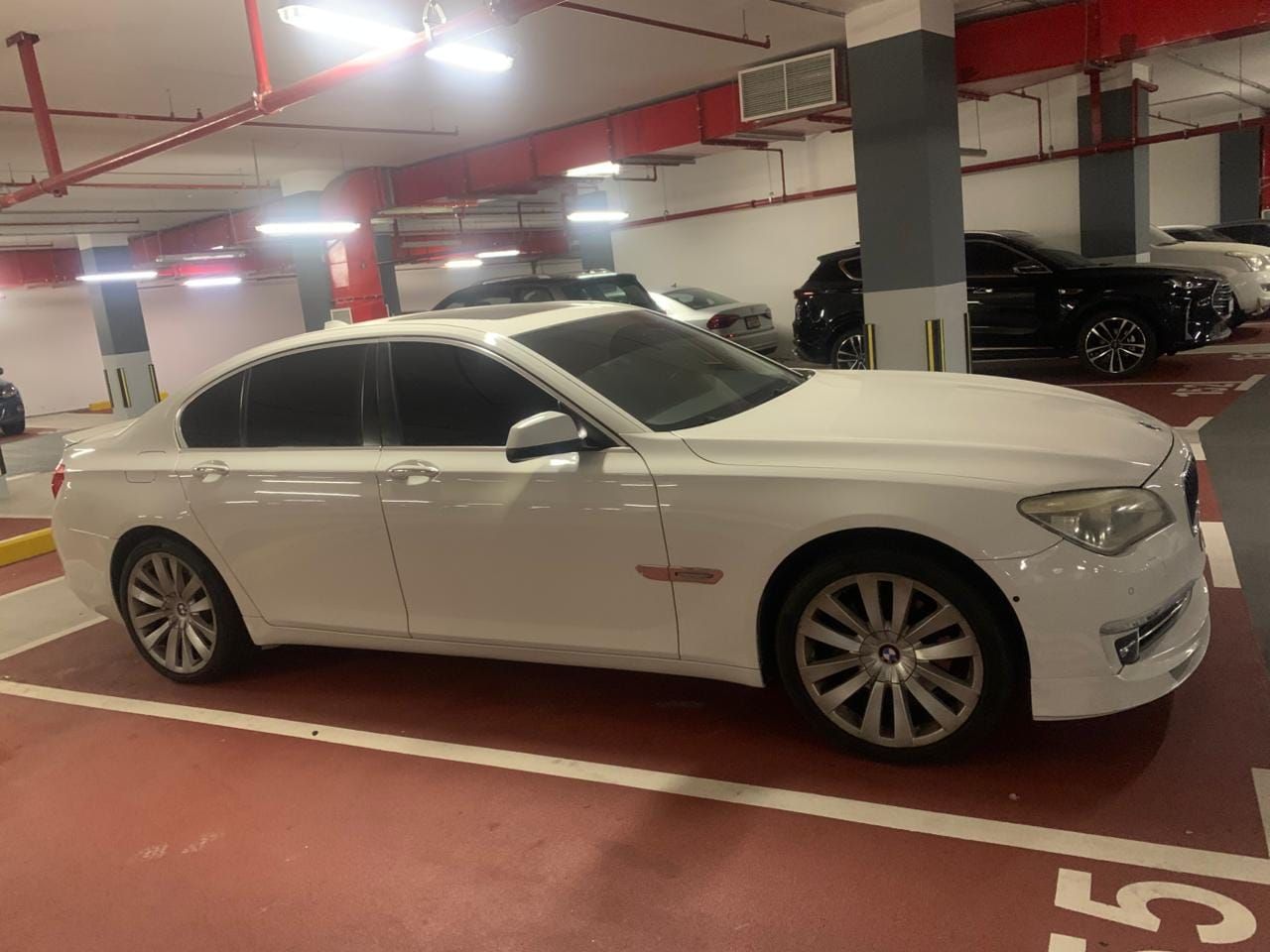 2011 BMW 7-Series in dubai