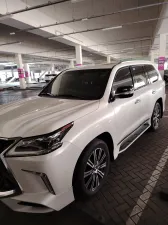 2018 Lexus LX 570