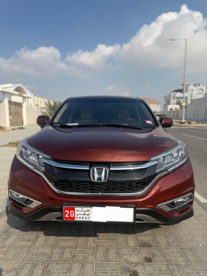 Honda CRV 2015 Gcc specs.. one year mulkia and 