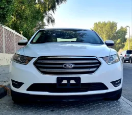 2013 Ford Taurus in dubai