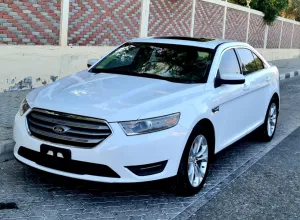 2013 Ford Taurus