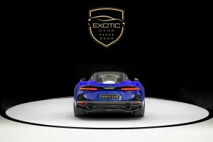 2023 McLaren GT