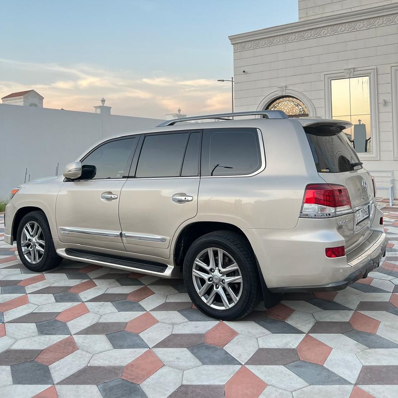 2013 Lexus LX 570