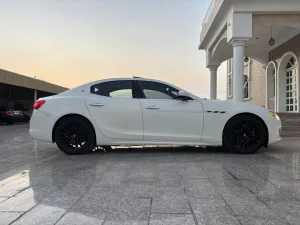 2019 Maserati Ghibli I in dubai