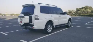 2013 Mitsubishi Pajero