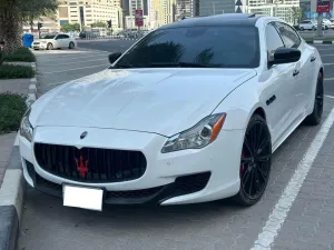 2017 Maserati Quattroporte in dubai