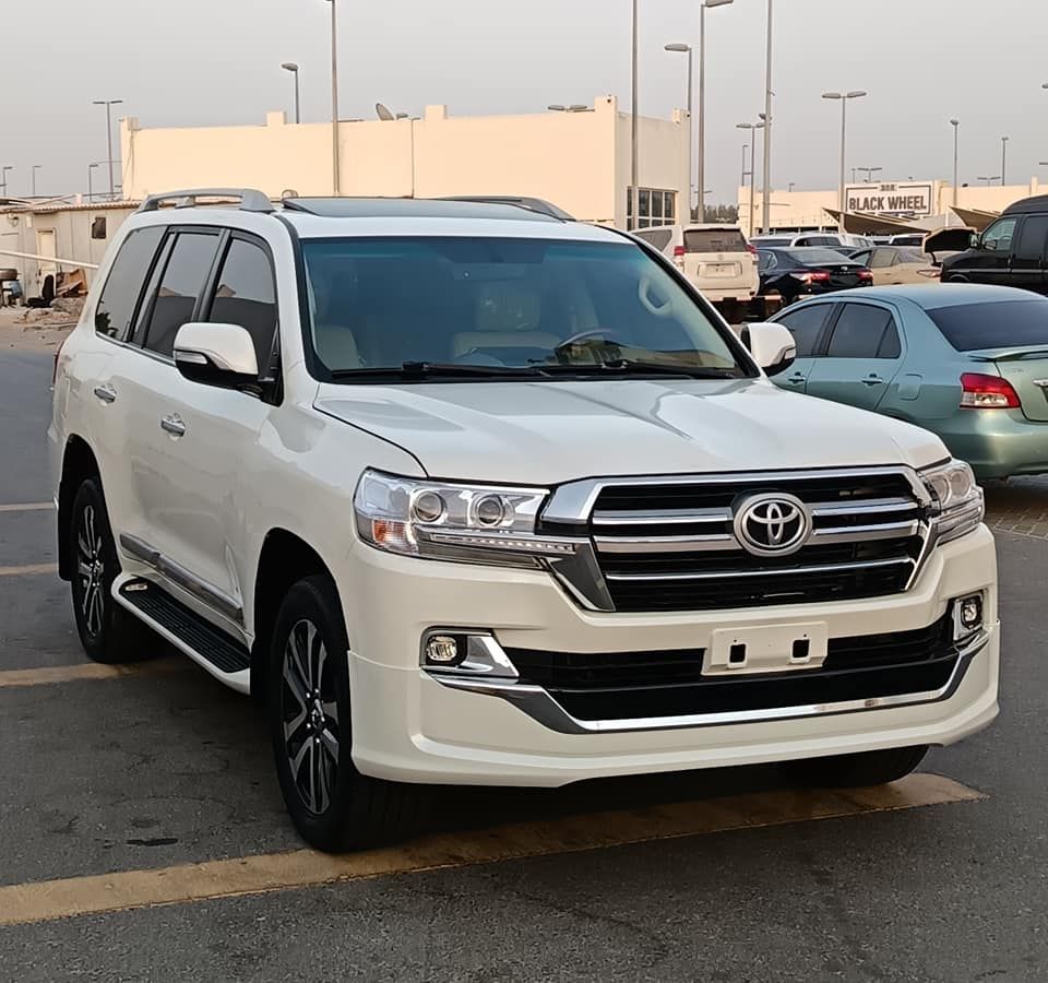 2018 Toyota Land Cruiser in dubai