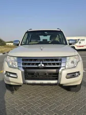 2016 Mitsubishi Pajero