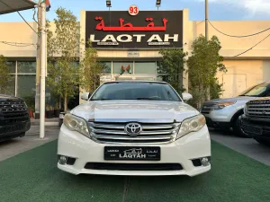 2012 Toyota Avalon in dubai