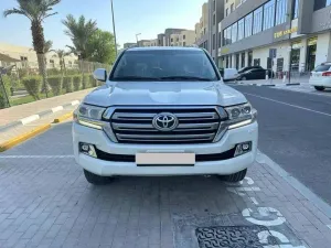 2016 Toyota Land Cruiser