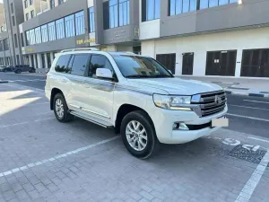 2016 Toyota Land Cruiser