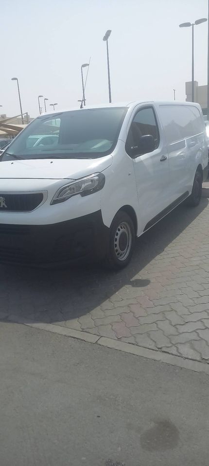 2020 Peugeot Expert in dubai