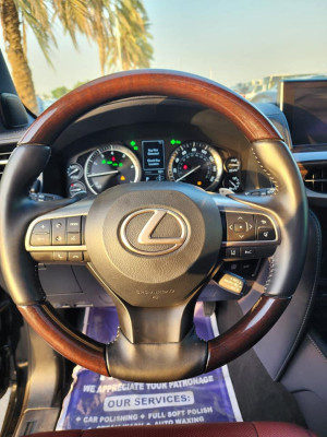 2020 Lexus LX 570