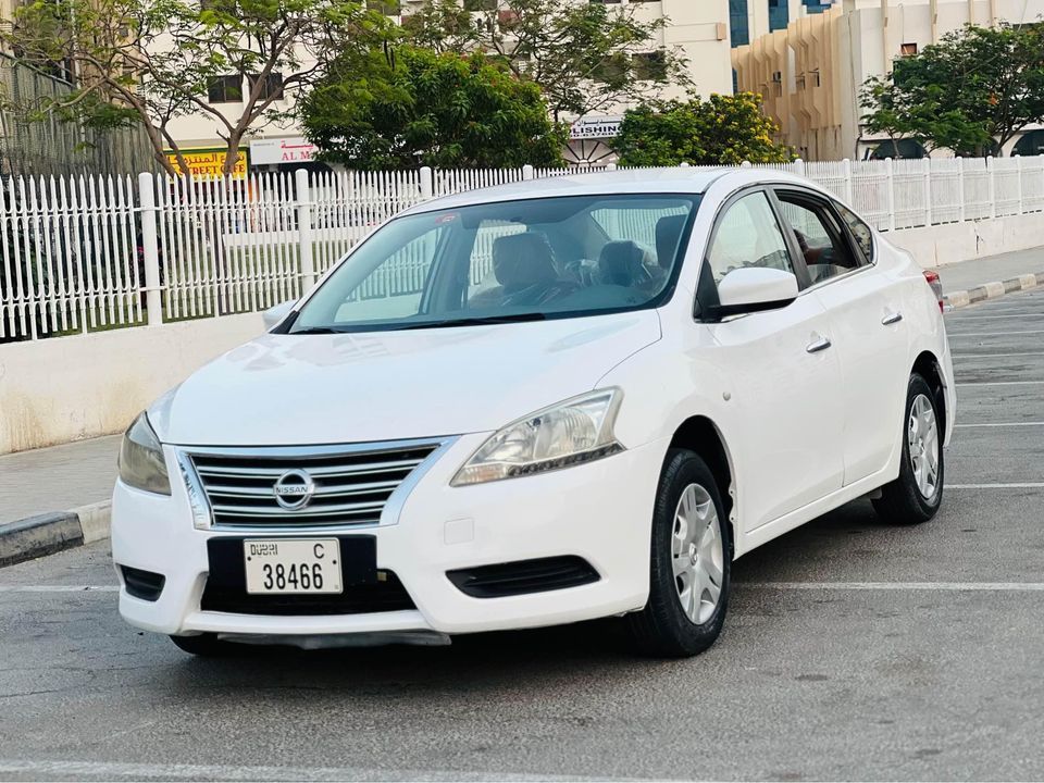 2013 Nissan Sentra in dubai