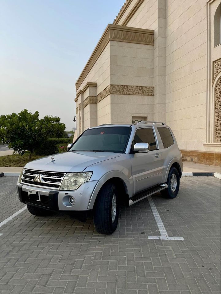 2009 Mitsubishi Pajero in dubai