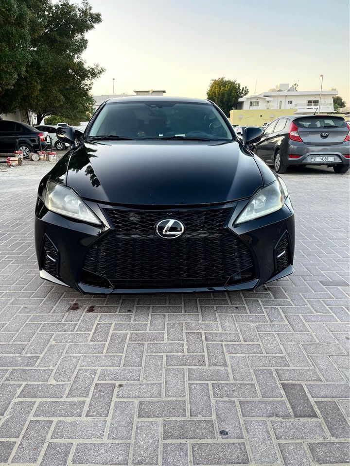 2018 Lexus IS in dubai