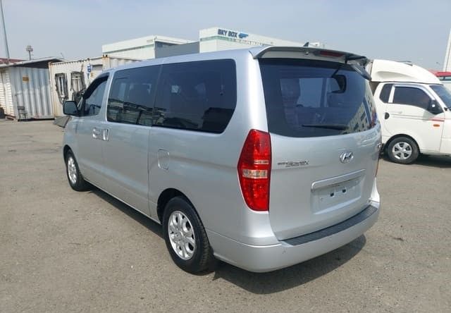 2008 Hyundai H1