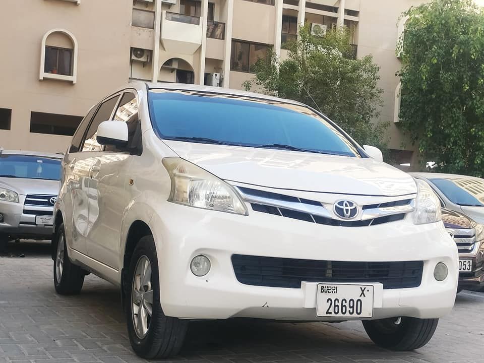 URGENT SALE TOYOTA Avanza 2015 GCC