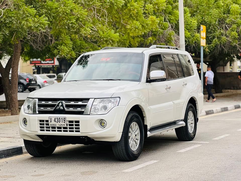 2012 Mitsubishi Pajero in dubai