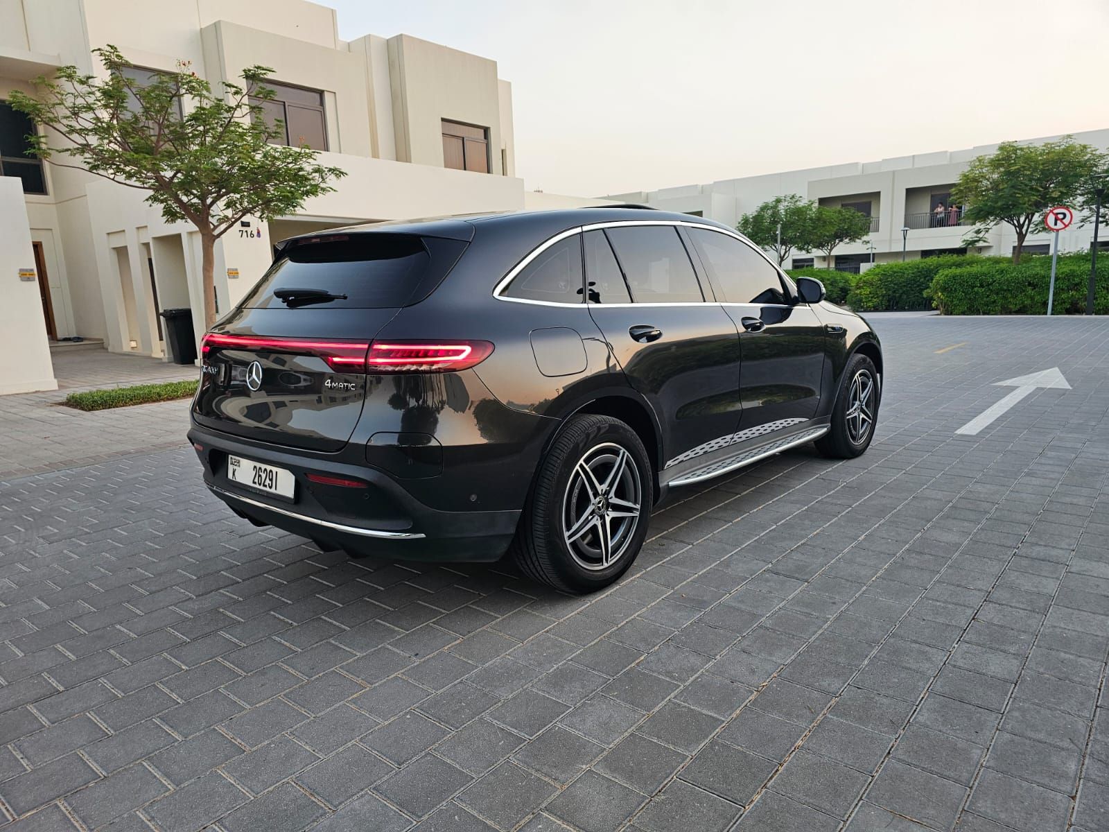 2022 Mercedes-Benz EQC